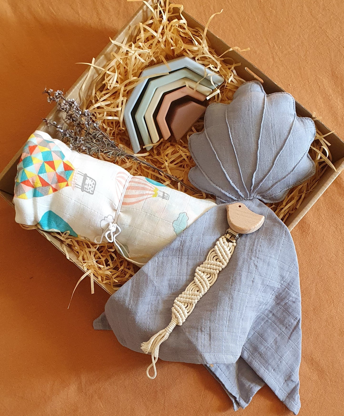 Baby Gift Box 4 pieces